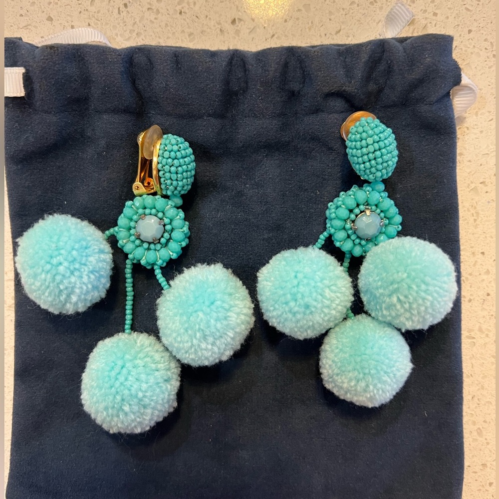 Oscar de la Renta clip on earrings